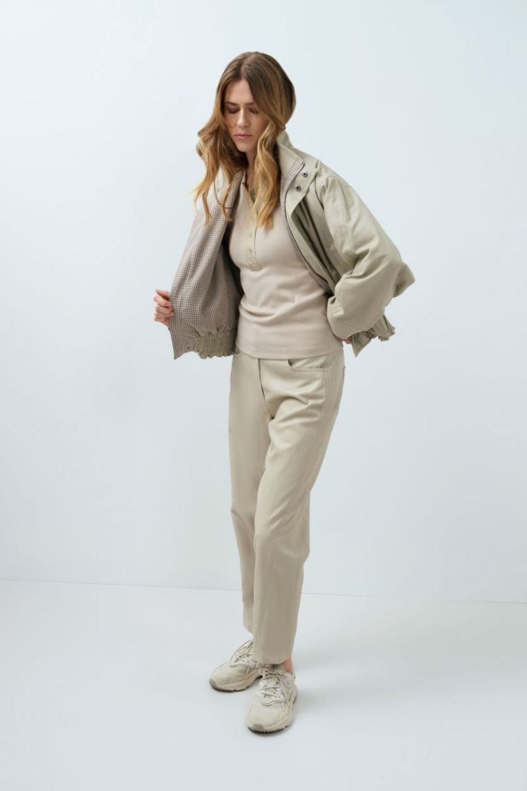 Faux leather carrot fit 61103