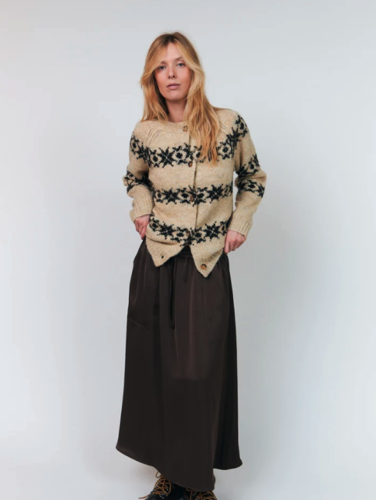 AkaneLL midi skirt 87